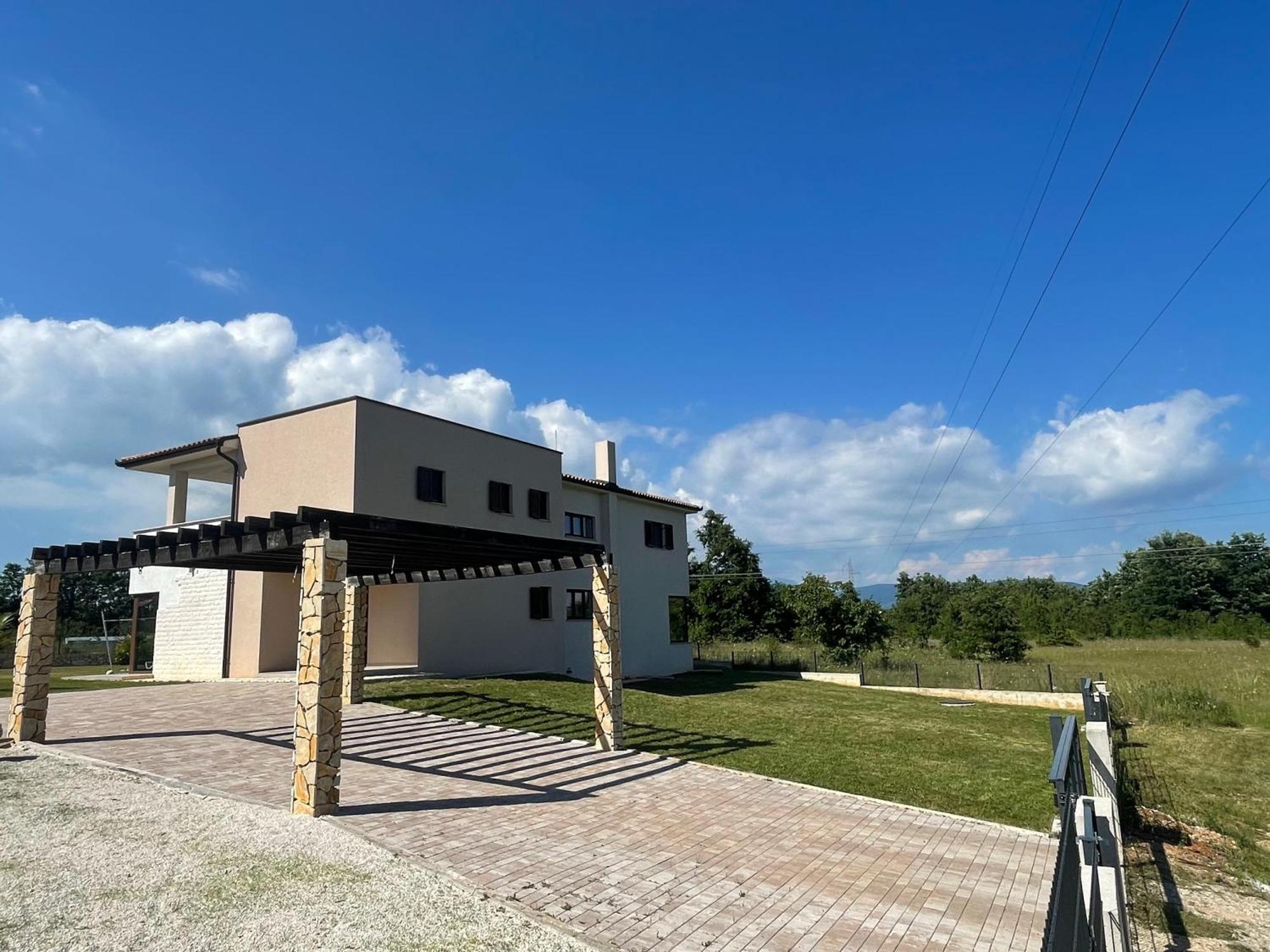Villa Fluggi Near Labin Santalezi 外观 照片